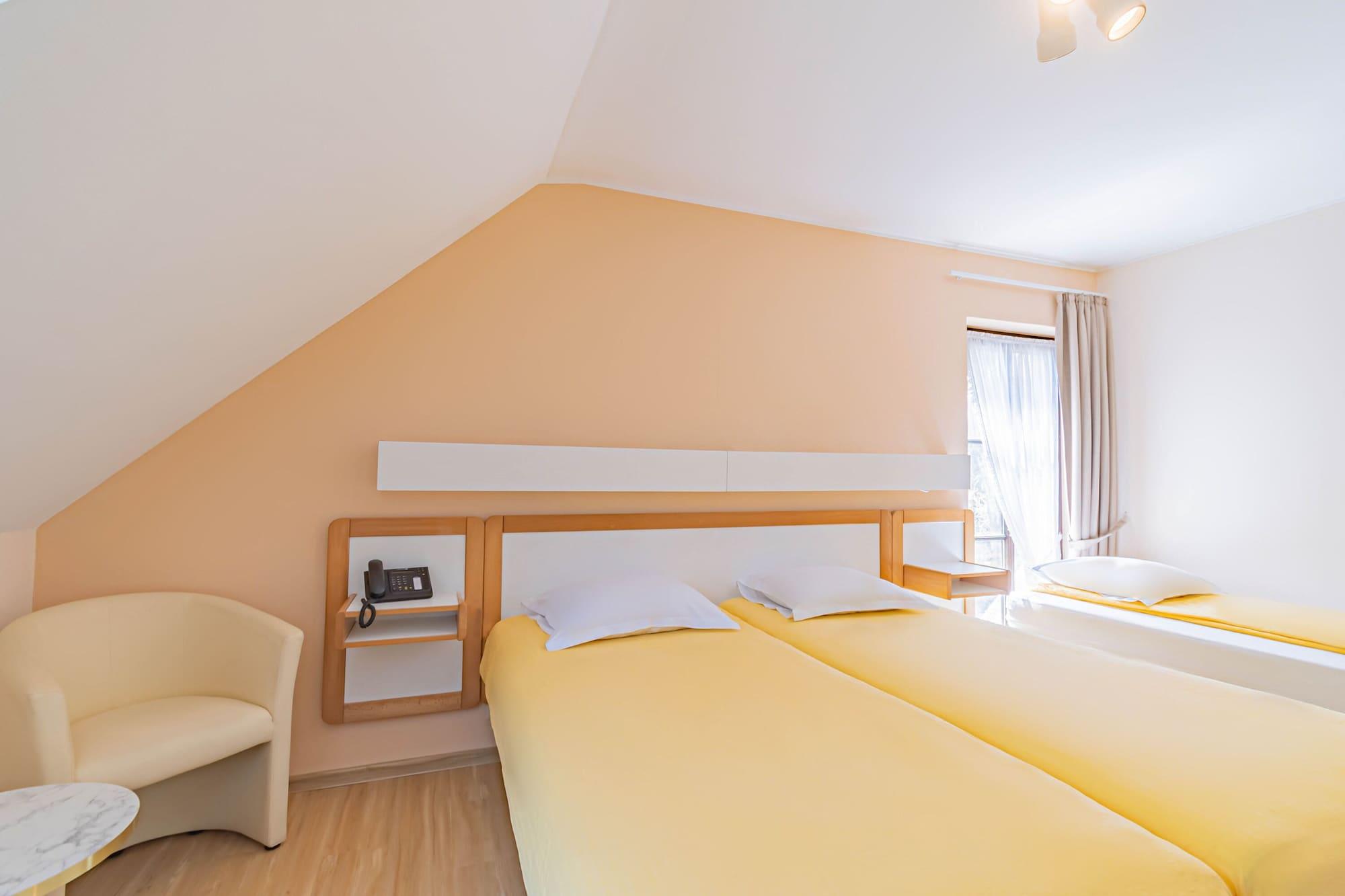 Hotel Le Postillon Esch-sur-Sure Luaran gambar