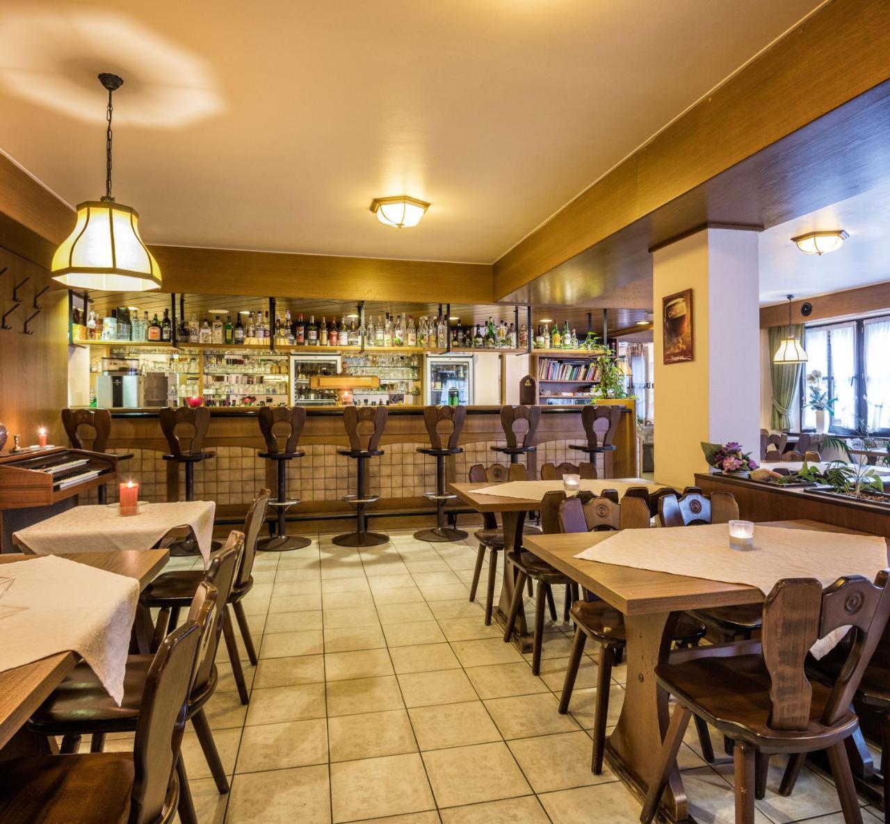 Hotel Le Postillon Esch-sur-Sure Luaran gambar